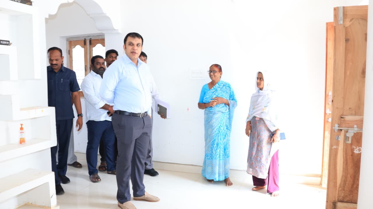 పారదర్శక ఓటరు జాబితా కోసమే SIR ప్రక్రియ    జిల్లా కలెక్టర్ సందీప్ కుమార్ ఝా 